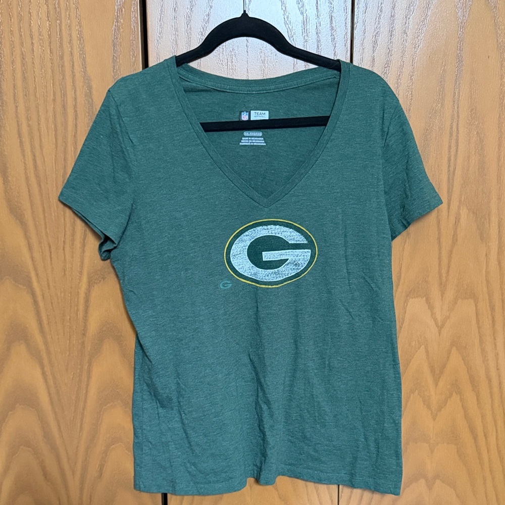 Green Bay Packers Women's Green V-Neck T-Shirt